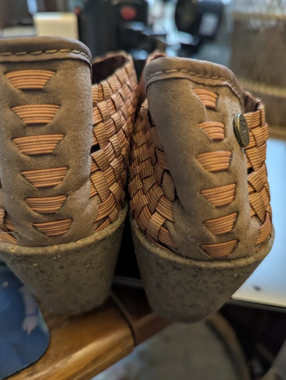 Exc Bernie Mev Copper Woven Elasticslipon  Wedged Botties Sz 40 (9US)